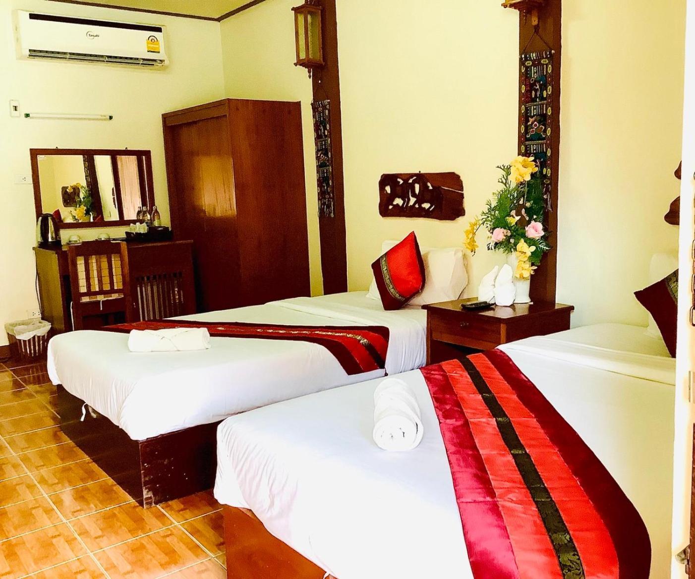 มิตรขุนยวม Hotel บ้านขุนยวม ภายนอก รูปภาพ