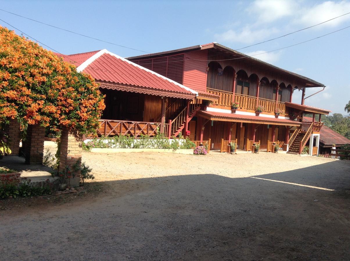 มิตรขุนยวม Hotel บ้านขุนยวม ภายนอก รูปภาพ